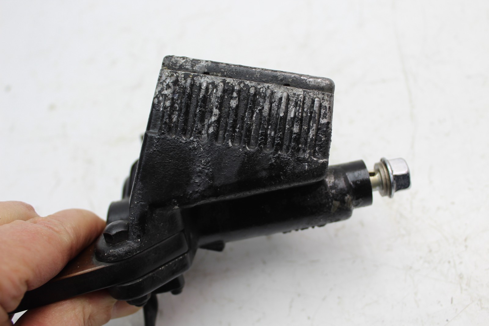 1982 SUZUKI GS650GL (#504) FRONT BRAKE MASTER CYLINDER