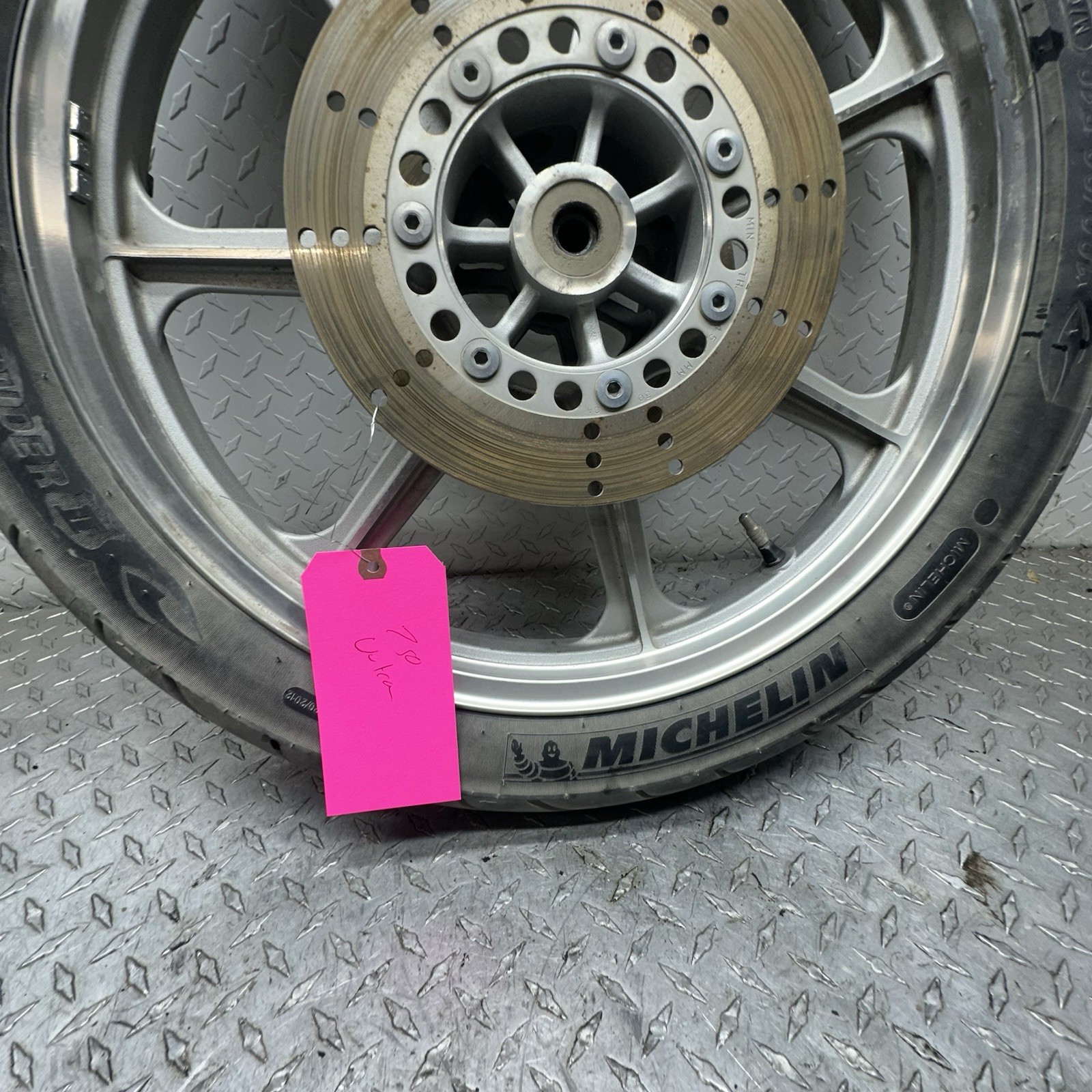 1986 – 2006 KAWASAKI VULCAN 750 VN750 OEM FRONT WHEEL RIM STRAIGHT 19×2.15