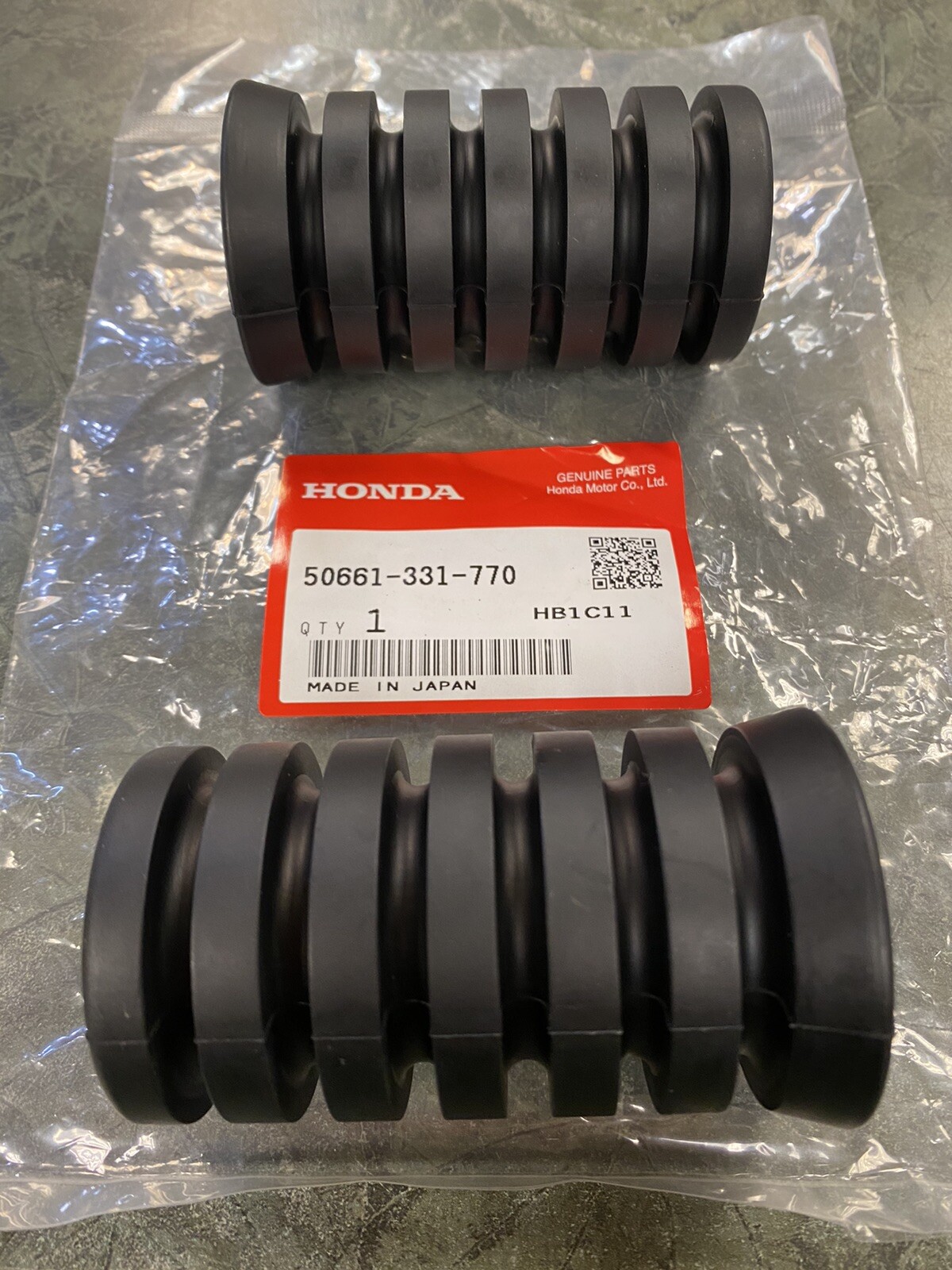 Set Of 2 OEM Honda Foot Peg Step Rubbers SL100 Z50 SL125 ST90 SL70 50661-331-770