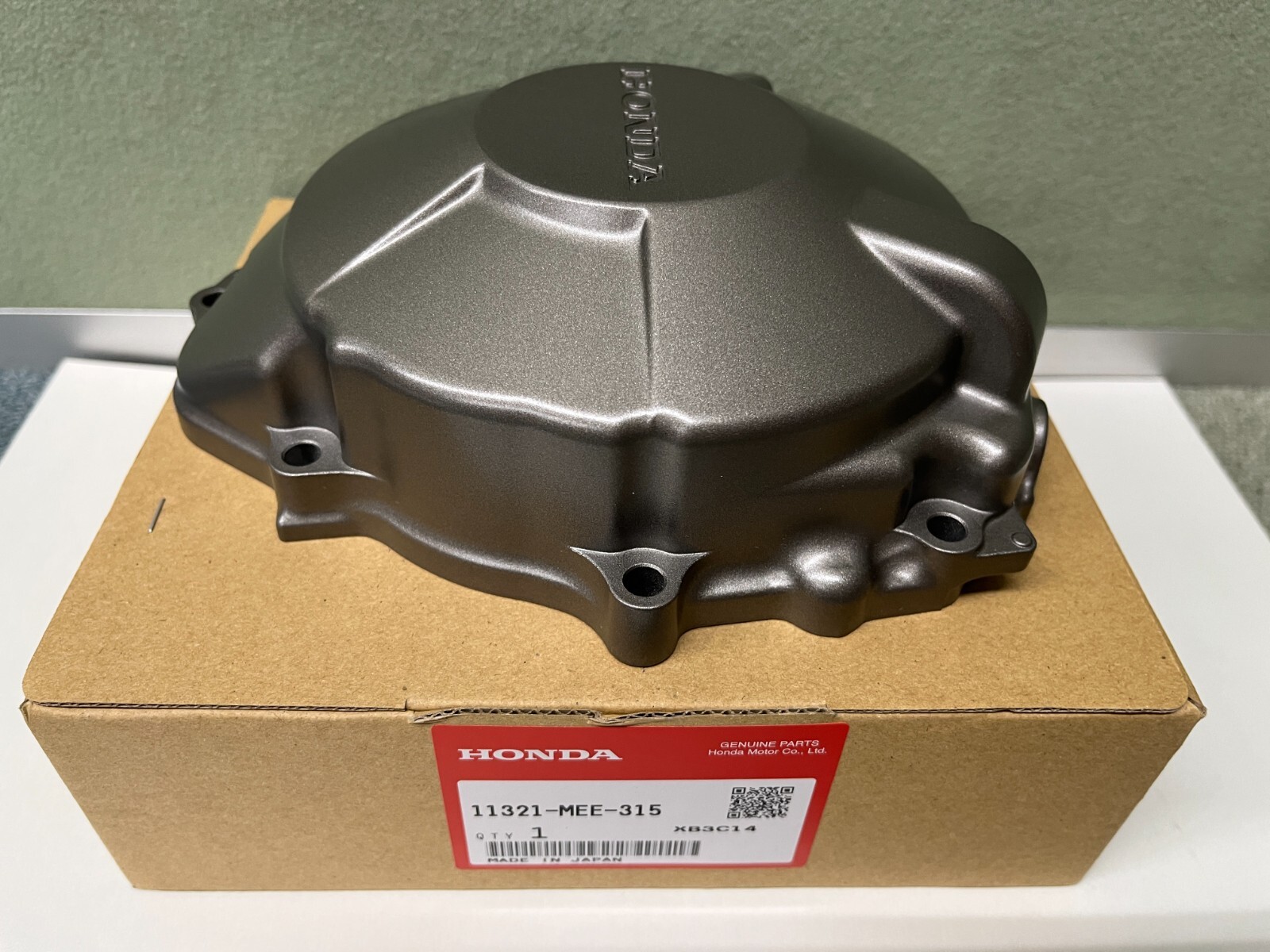 Honda Engine Altenator Stator Side Cover CBR600RR 2003-2006 11321-MEE-315 OEM
