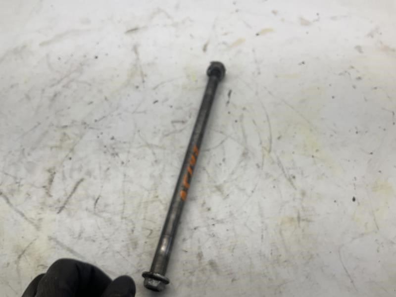 87-90 Honda CBR 600 F HURRICANE Rear Suspension Swingarm Swing Arm Bolt Q