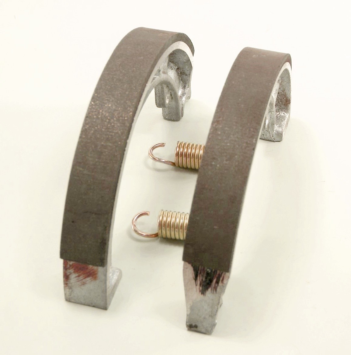 Brake shoes set front with spring suitable for BMW R35, new, replica