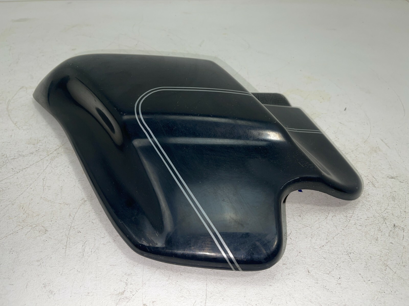 2004 HARLEY DAVIDSON ULTRA CLASSIC ELECTRA GLIDE SIDE FRAME COVER LEFT