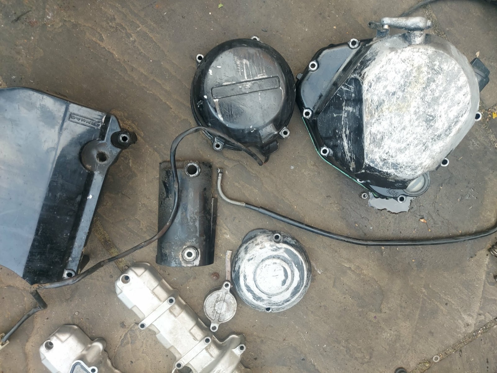 KAWASAKI ZR 7S ZR750F ZR7 1999 – 2003 ENGINE COVERS WITH ALTERNATOR STATOR