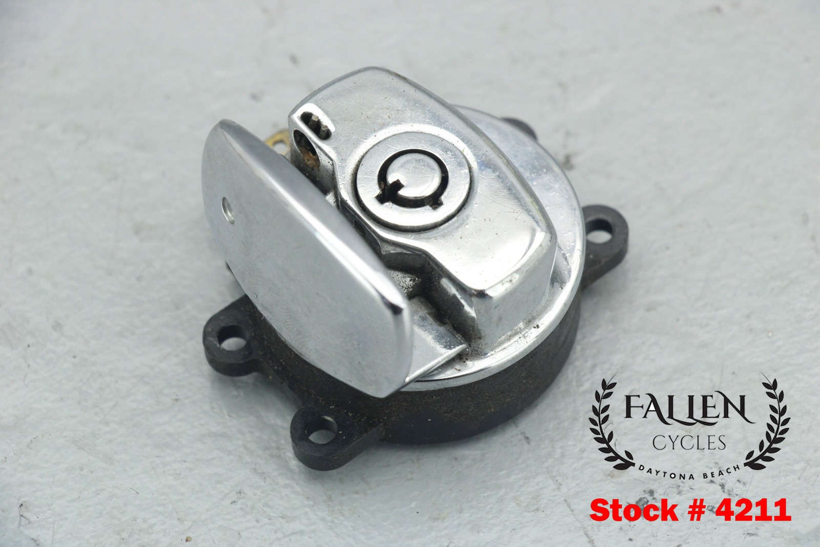 2000 Harley Softail Ignition Switch Knob + 2 KEYS 71450-04 VIDEO #4211