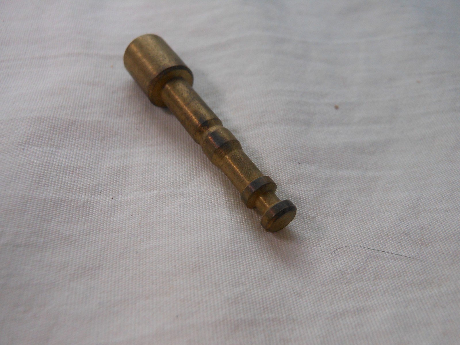 Suzuki, NOS, T20, TC250, 1965-69, Starter Plug, # 13411-11011. J6