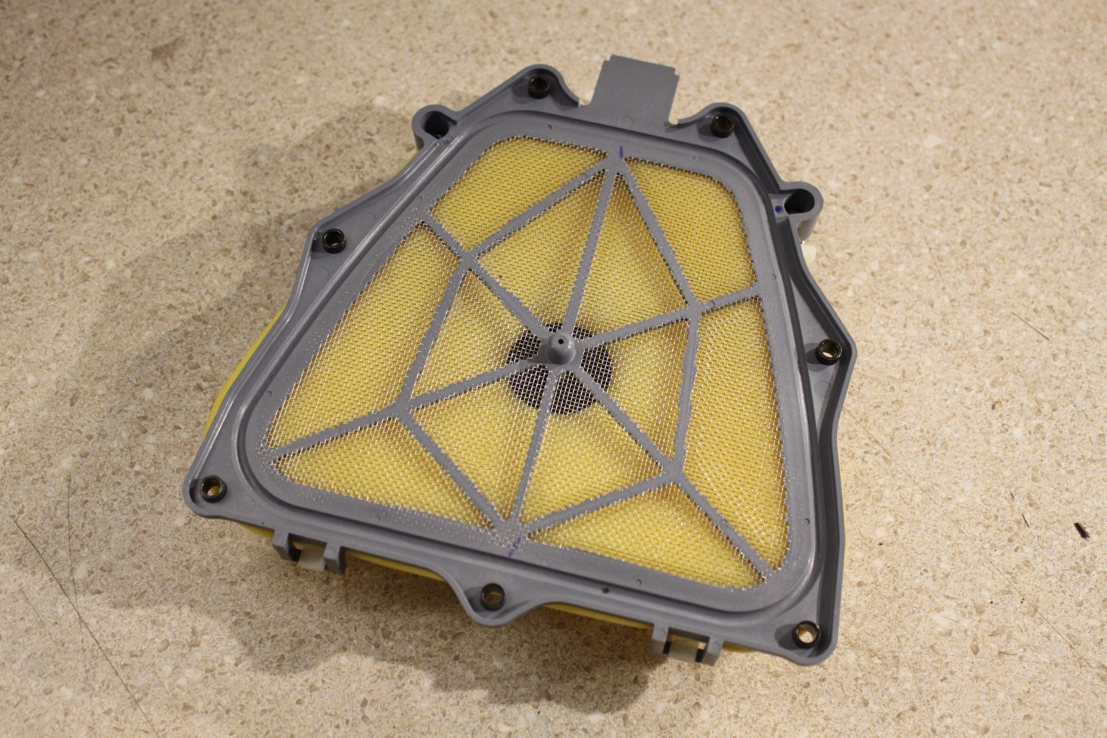 NEW TAKE OFF 2020-2022 Yamaha YZ450F OEM Air Filter Cage Housing Guide 9617 KC11