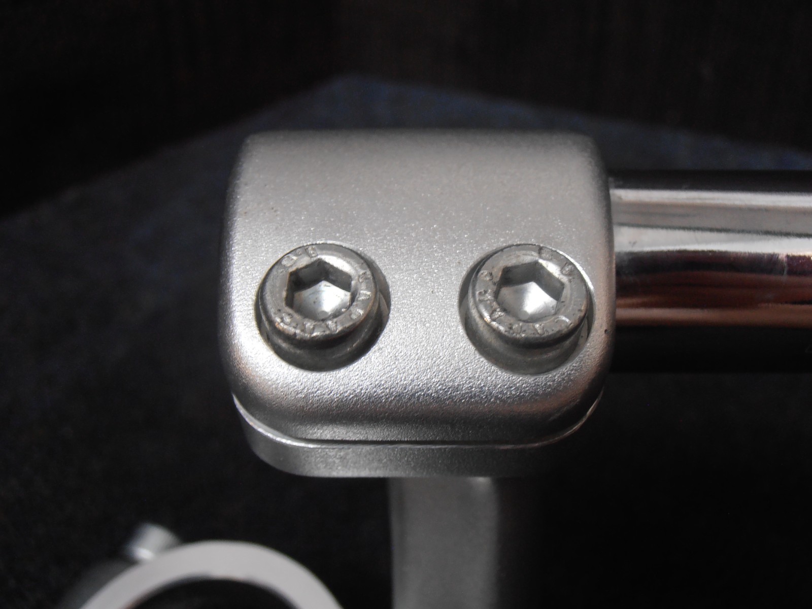 Royal Enfield Continental GT 650 Euro 4 Clip-On Handlebar Right 2019-21 6/26