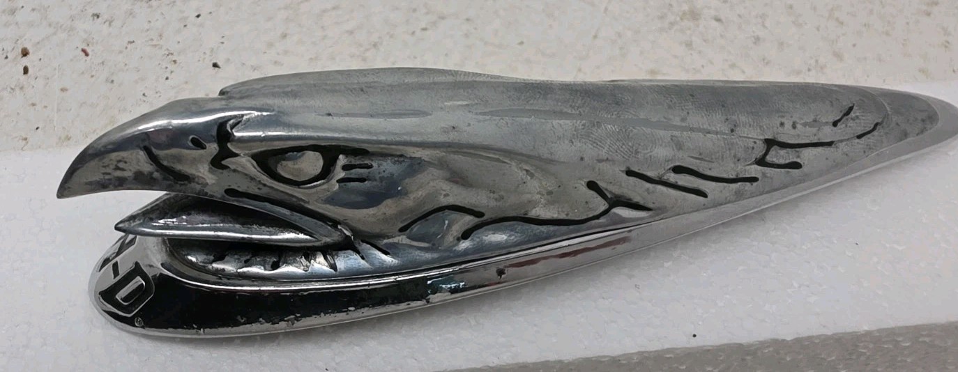 Original Harley-Davidson H-D Eagle Head Front Fender Ornament Touring Chrome OEM