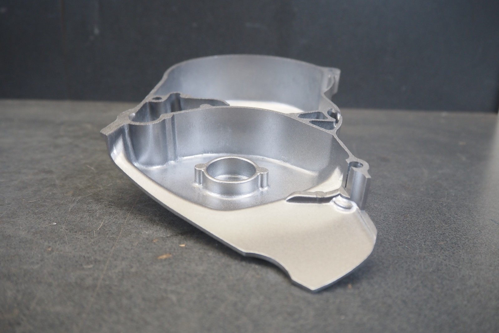 COVER, LEFT CRANK XR70R Honda NOS 11341-GCF-680 27329