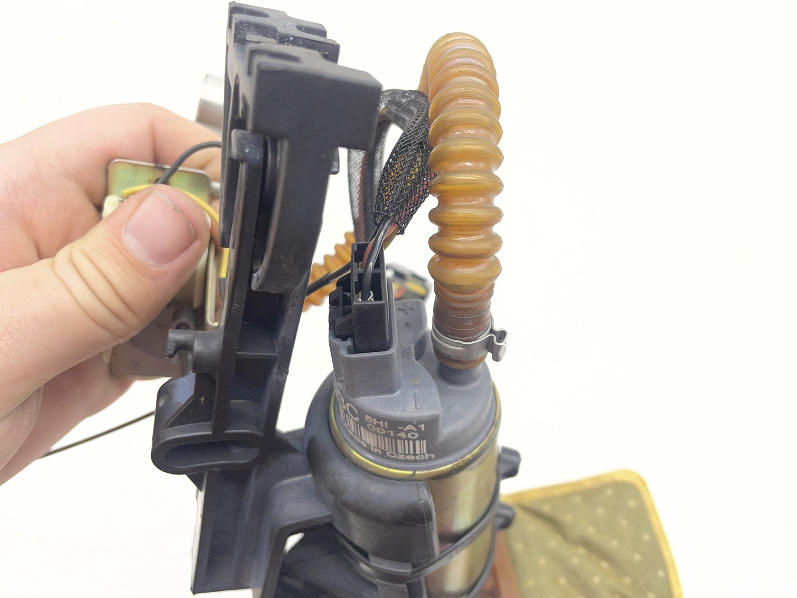 00-06 HARLEY-DAVIDSON ELECTRA GLIDE ULTRA CLASSIC FUEL PUMP W/ SENDING UNIT