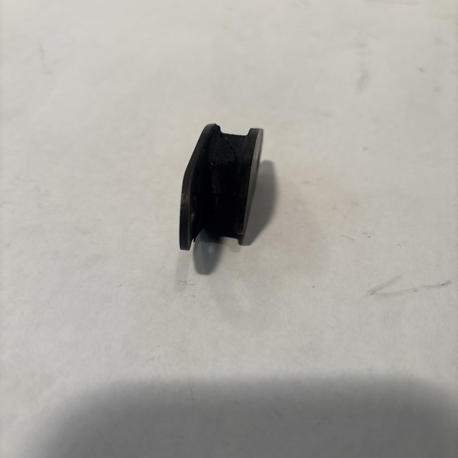 1987 Yamaha YZ80 OEM Exhaust Pipe Mount Rubber Dampner Muffler Bracket Holder
