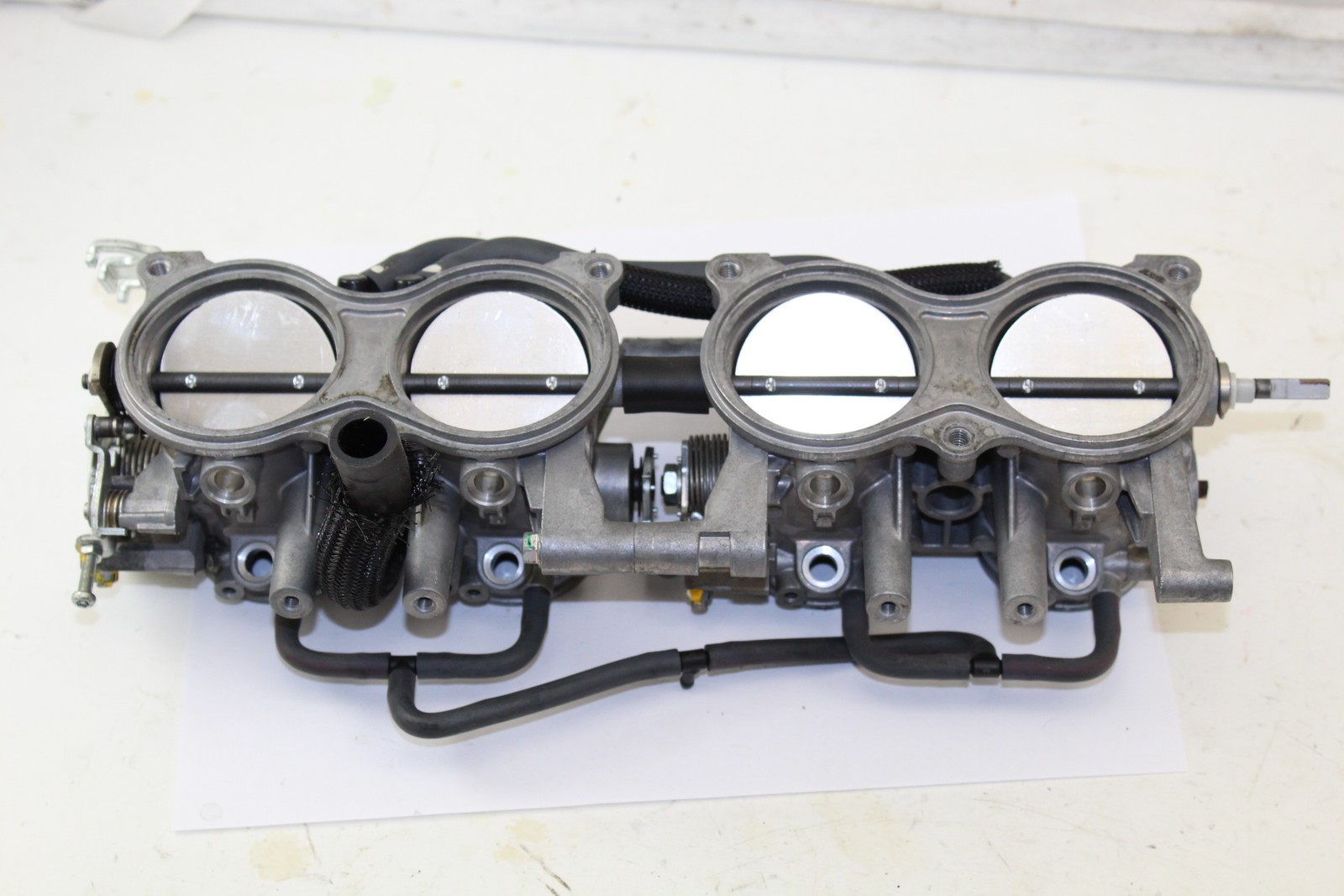 09 11 12 13 14 15 16 GSXR 1000 MAIN THROTTLE BODY BODIES RACK – BARE