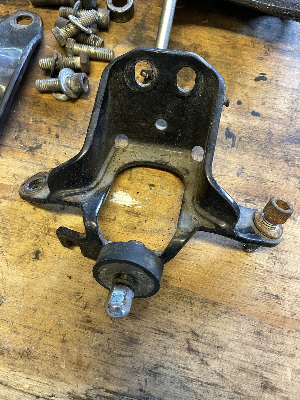 Harley Davidson Sportster 1200 883 Engine Motor Mount Mounting Set Hardware 03