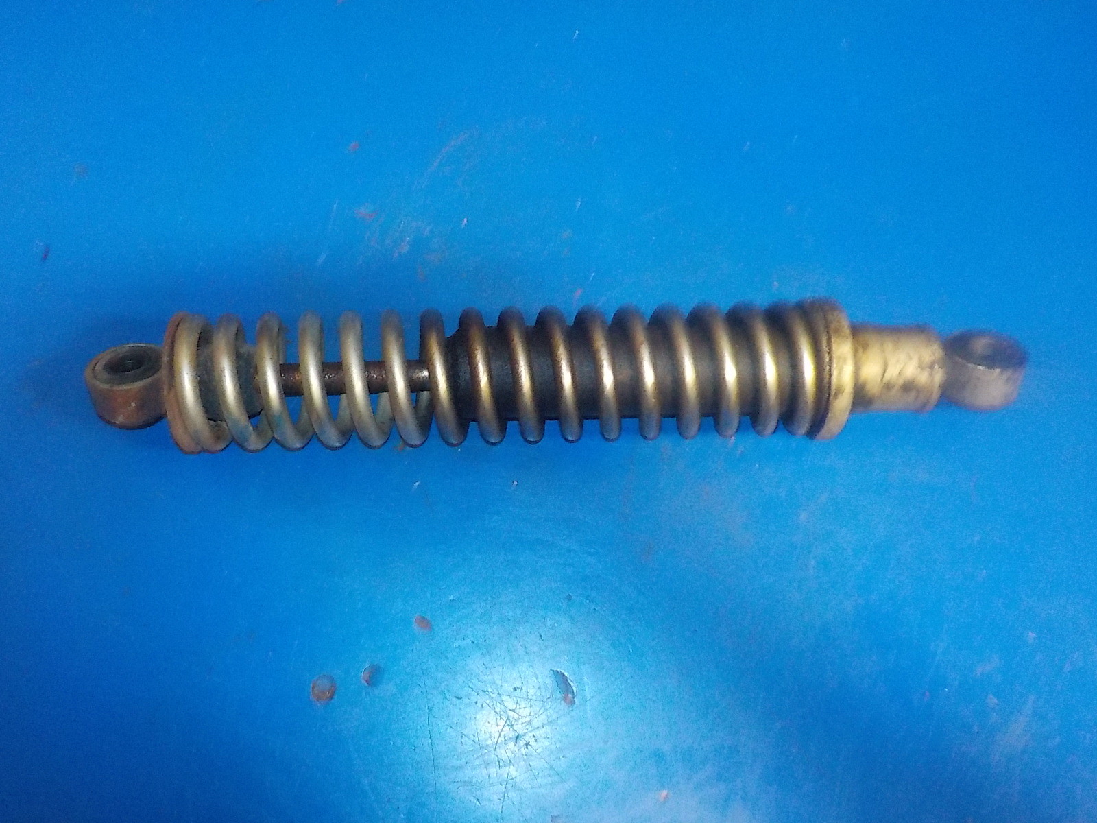 JAWA CZ 175 1970’S REAR SHOCK ,SOME RUST AS SEEN IN PICTURES USED