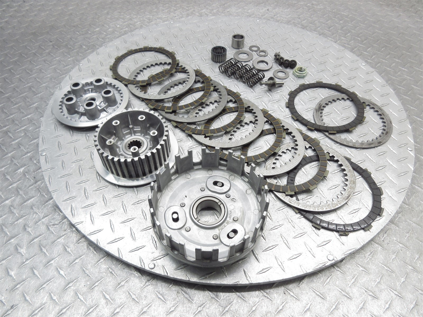 2000 00-04 Kawasaki ZR7 ZR750F Z750 Clutch Basket Hub Primary Plate Disc