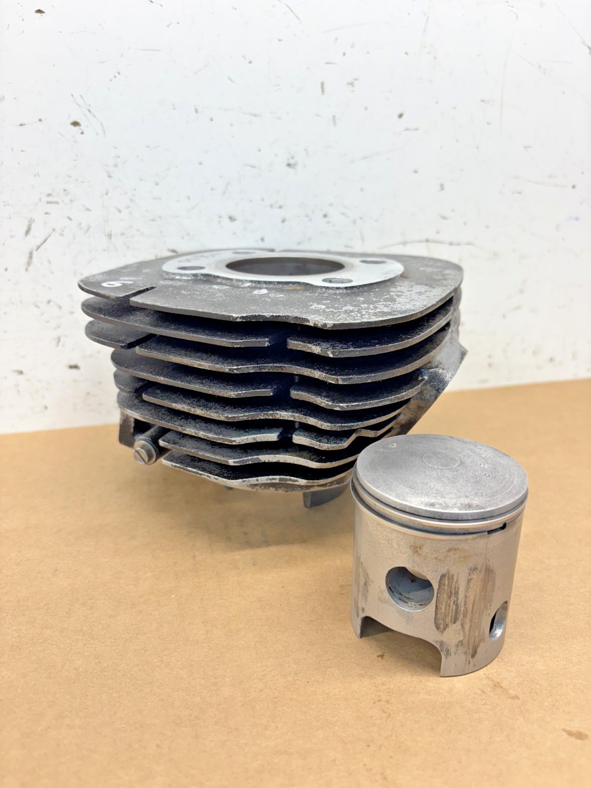 Yamaha AT2 AT3 125 Engine Cylinder and Piston / Jug / 56mm STD/ 316-11311-02-00