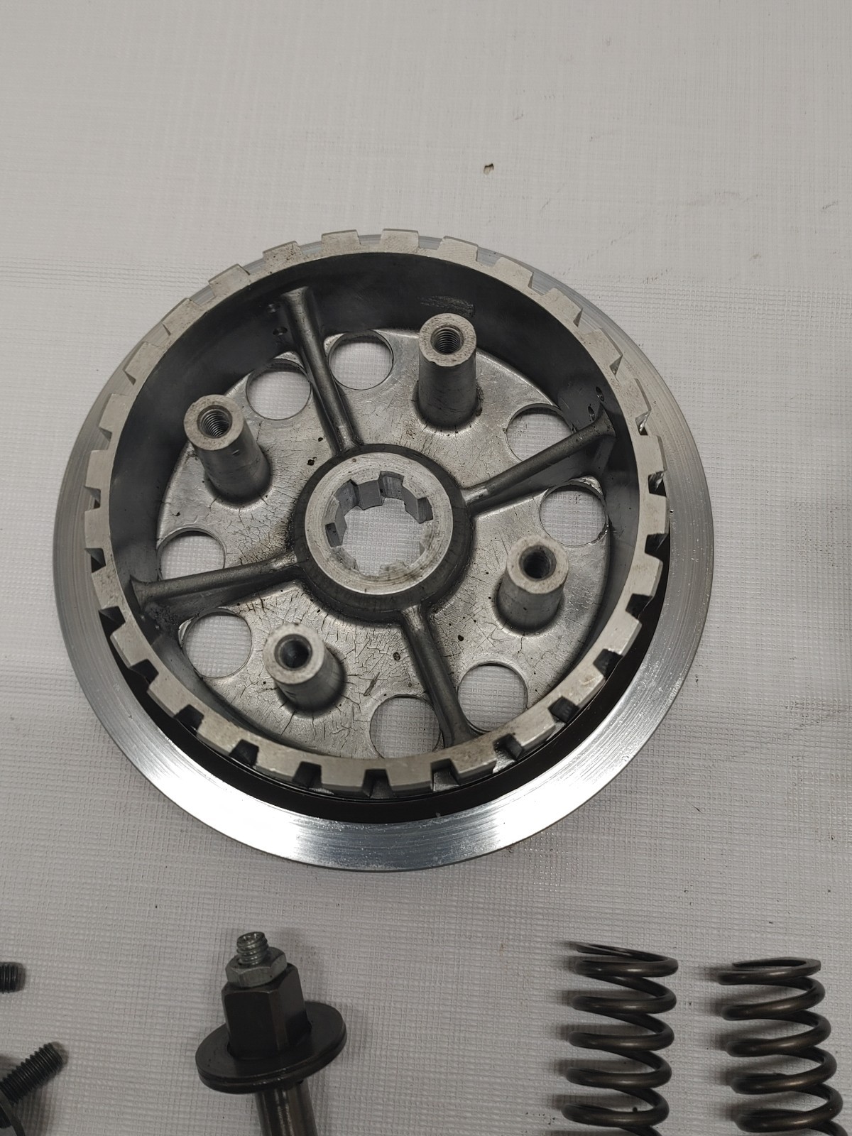 1999 Suzuki GZ250 Clutch Parts (As Shown) 21200-38201, 21411-38201, 21462-27A00