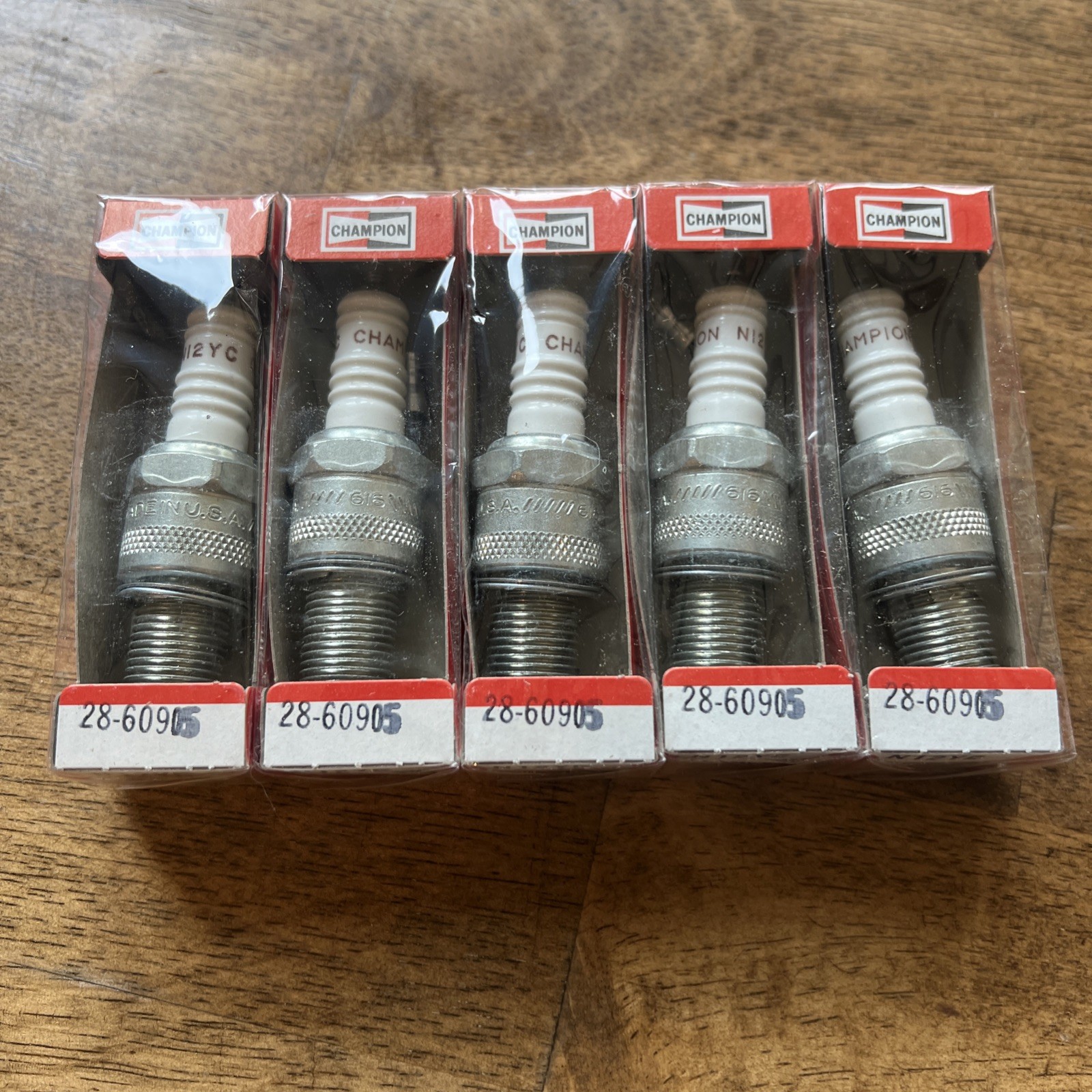 Champion Spark Plug – N12YC – SET OF 5 – NEW / SEALED – FREE SAME DAY SHIPPING