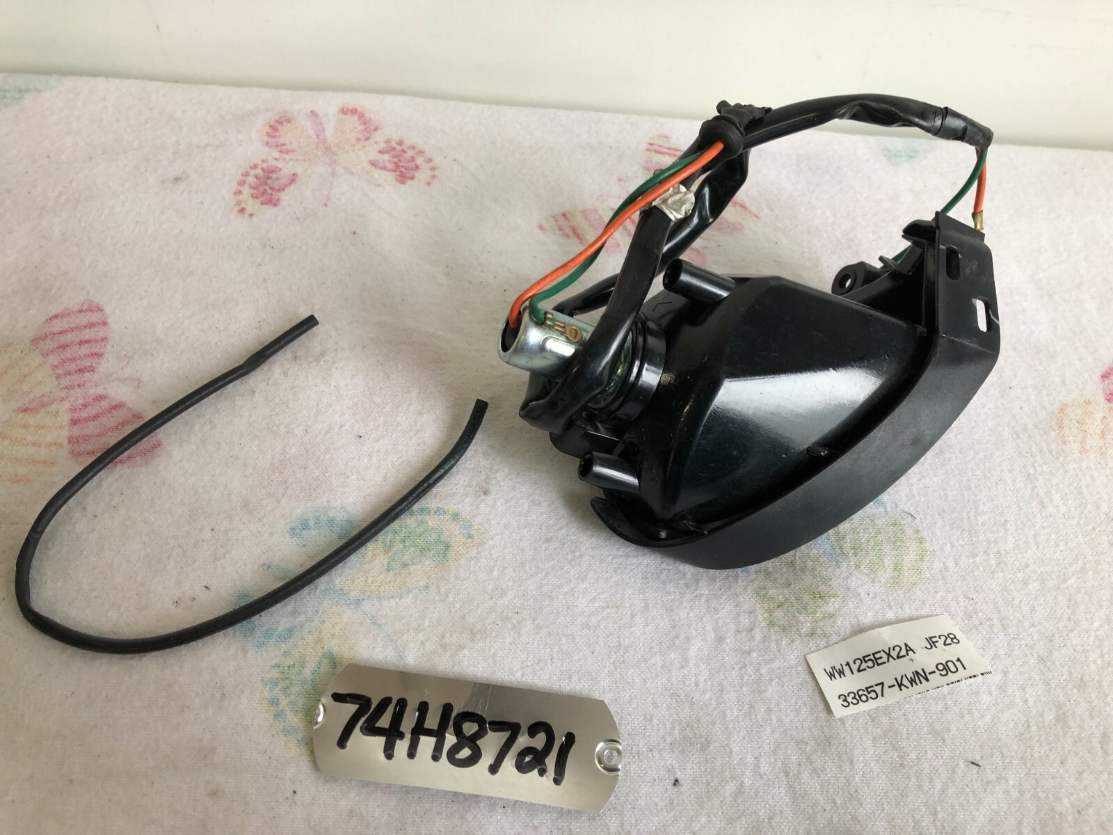 HONDA PCX 125 WW 125 2010 – 2013 LH REAR FLASHER GENUINE OEM LOT74 74H8721