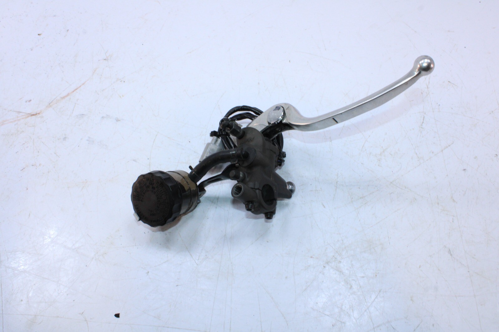 2019 KAWASAKI VERSYS 1000 FRONT MASTER WITH LEVER 43015-0748