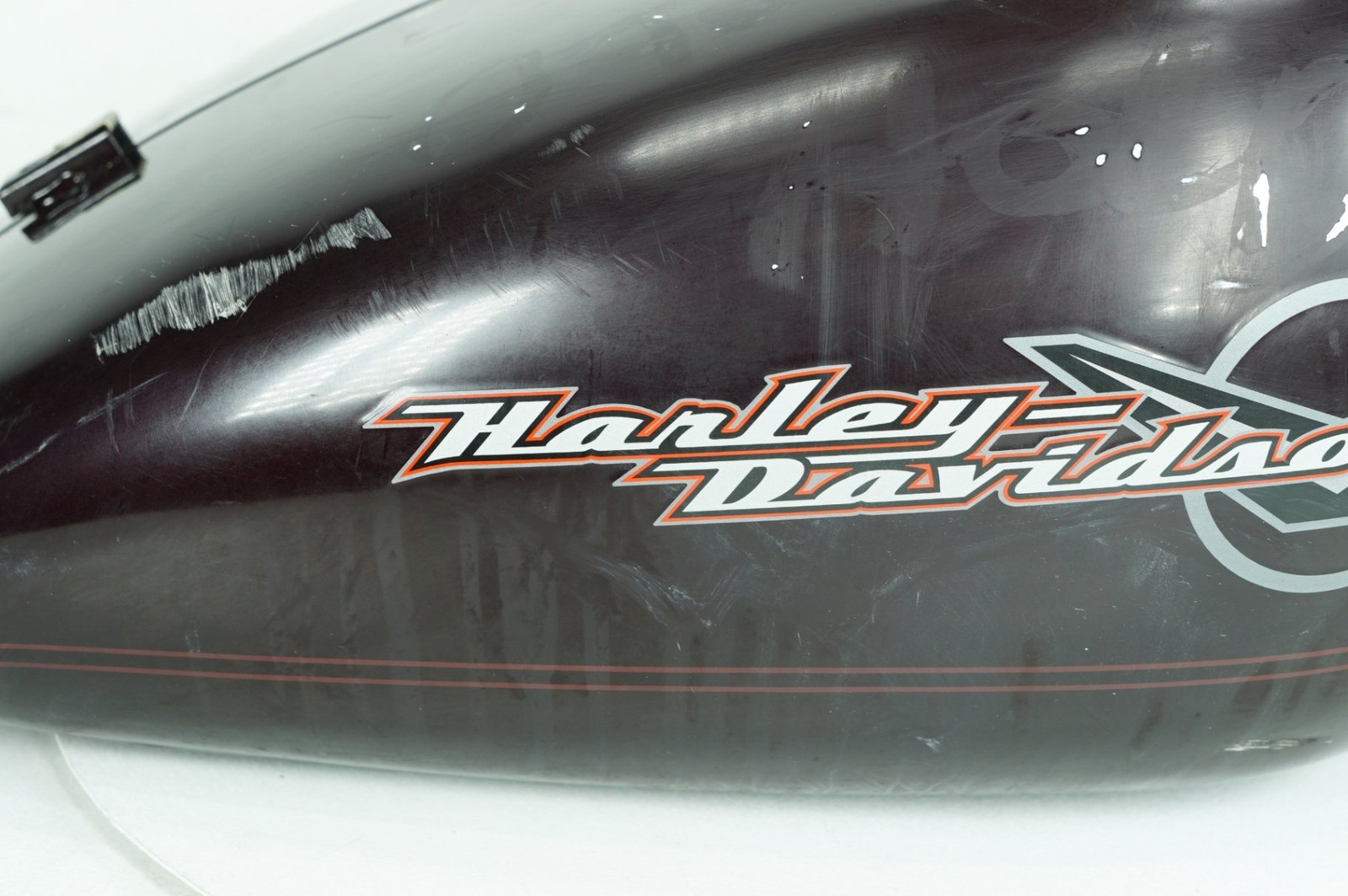 2006 Harley Touring FLHRI Road King OEM Fuel Gas Tank Gasoline Reservoir Dented