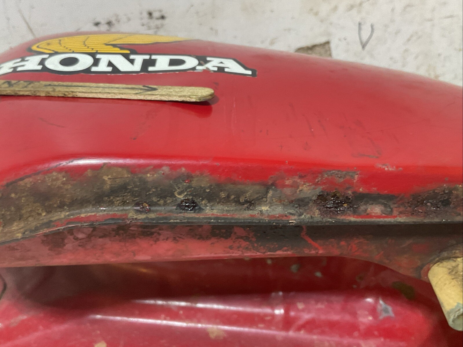 Honda XL 125-1974 Gas Tank- Inside Clean- Outside Dented