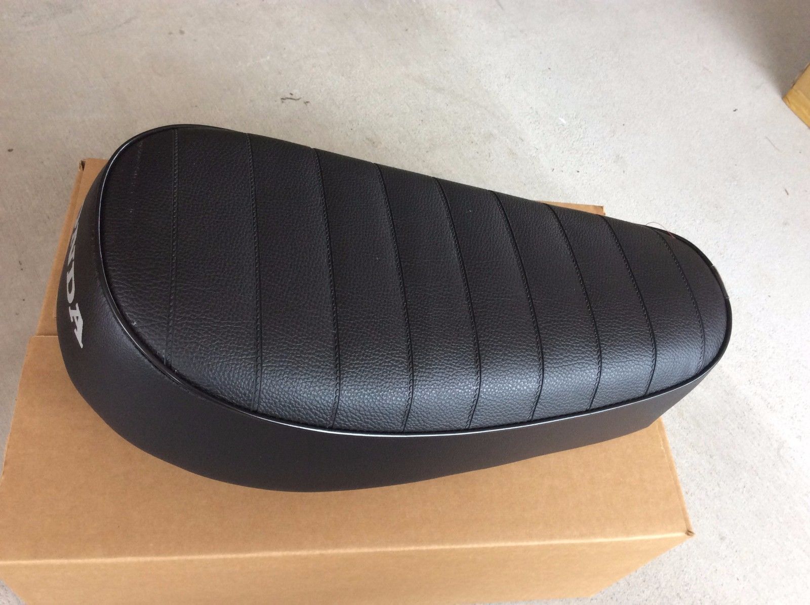 High Quality COMPLETE SEAT fits all years honda SL70 XL70 new