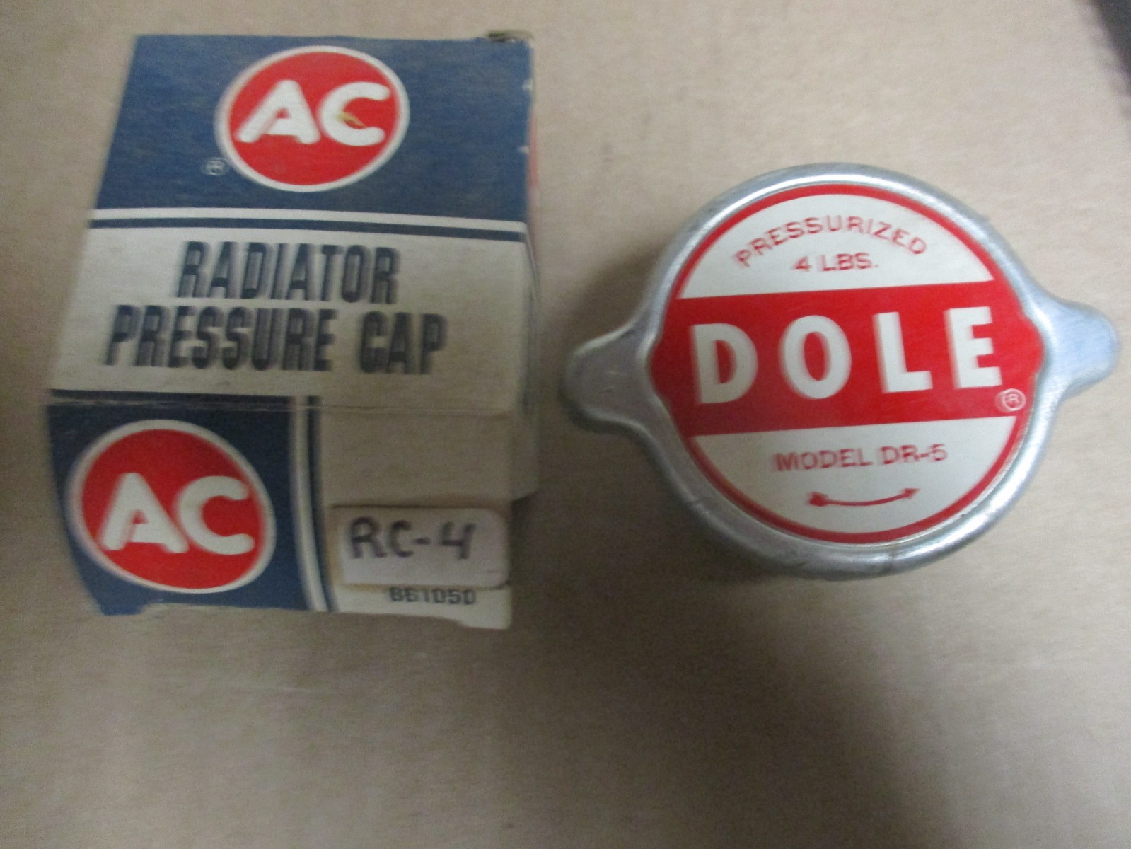 New NOS Dole DR5 Radiator Cap 4-lb = RC4 Delco Vintage Vehicles 1966-1967 Datsun