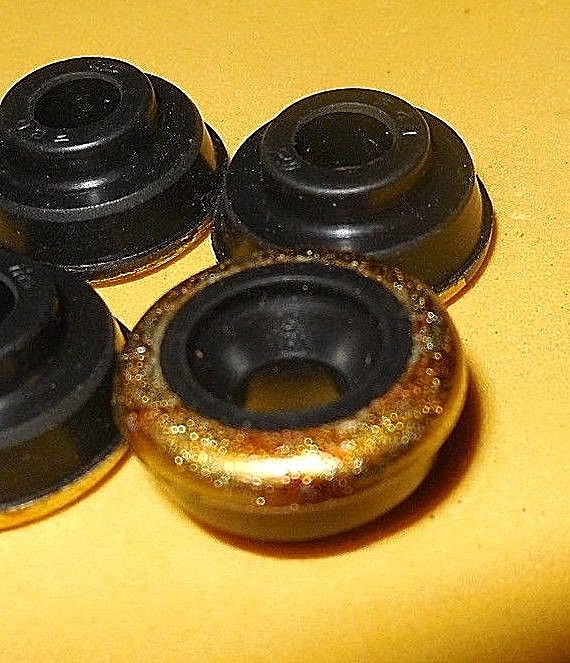 10 Valve cover bolt seals 1984 XT250 86-87 TT350 85-90 XT350 Dual sport