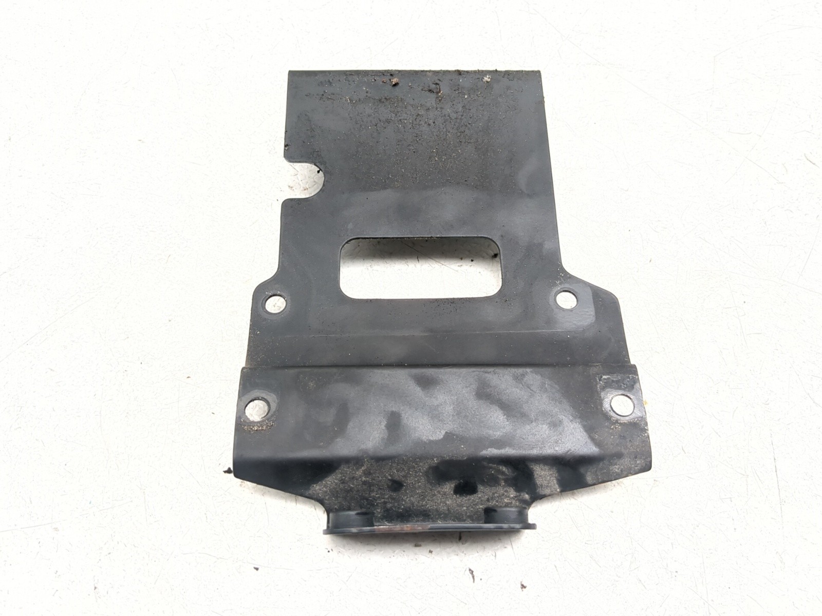 05-06 Harley HD Screamin’ Eagle Fat Boy FLSTFSE Voltage Regulator Bracket