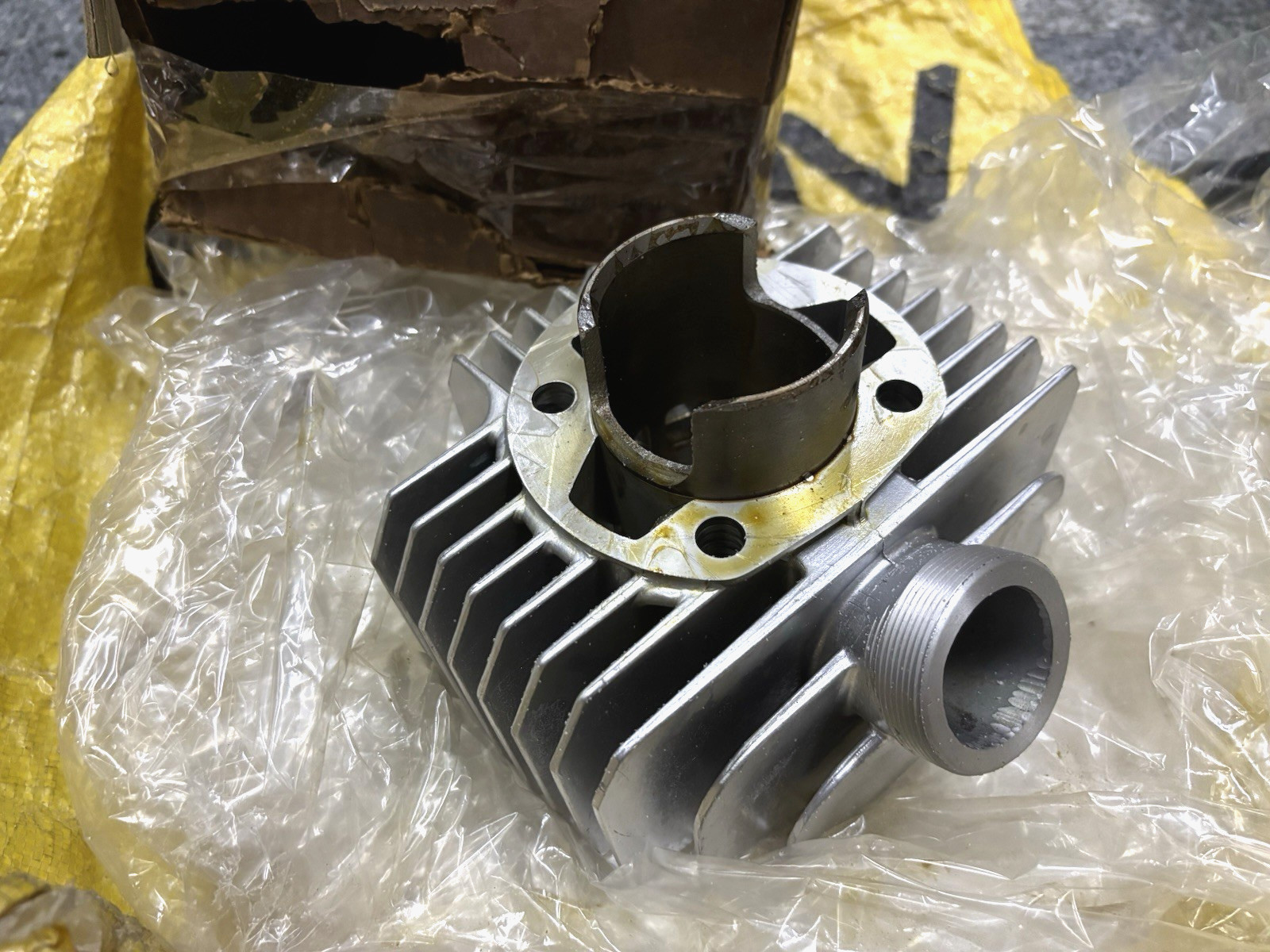 Suzuki 69-92 100 A100 AC100 AS100 A100K/L/M/N A100-4 Cylinder NOS 11210-12610