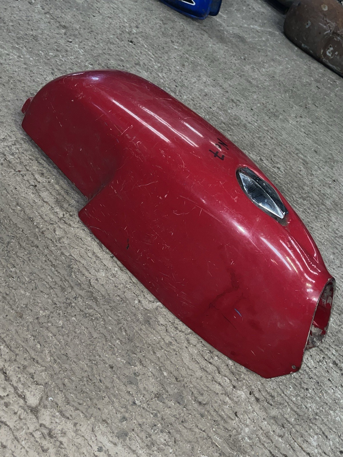 Norton Dominator? Commando? Cafe Racer? Dommi Racer? fuel Tank Fibreglass Lot 2.