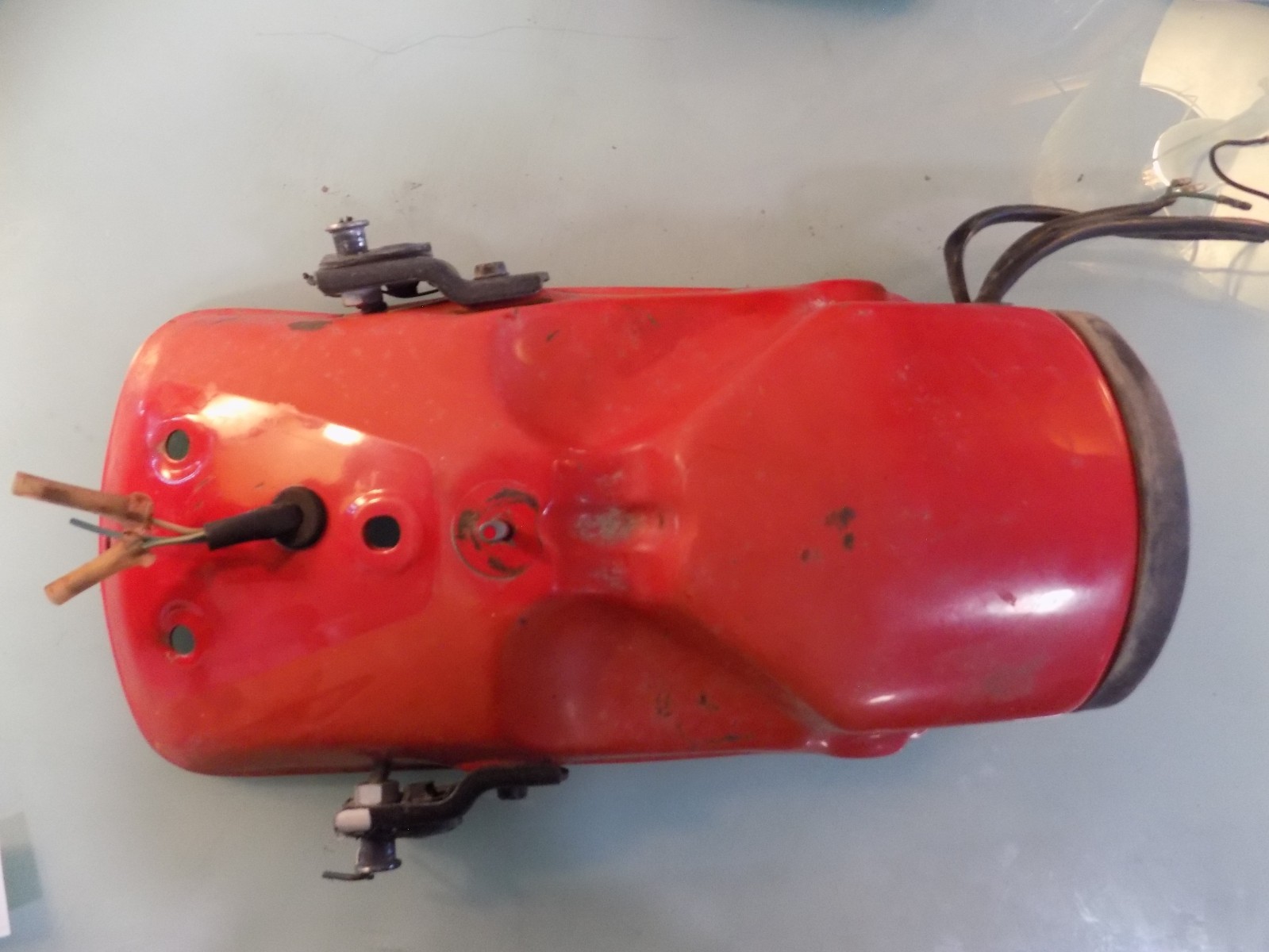 1981 honda xl125s xl185s rear fender with wiring 80101-437-000ZE