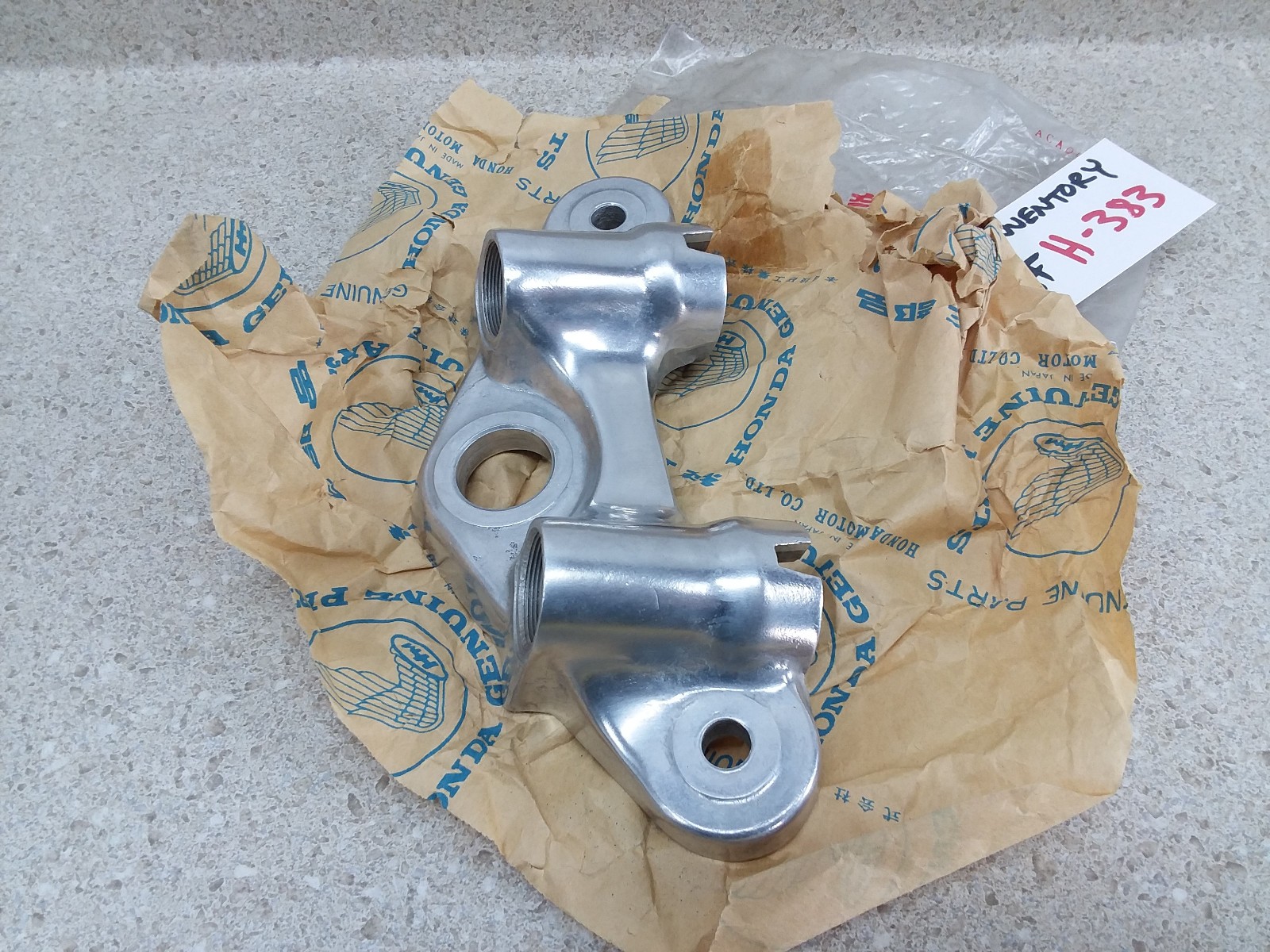 VTG NOS 1968-1971 Honda Trail Z50 CT70 Top Handlebar Holder Crown #53131-098-670
