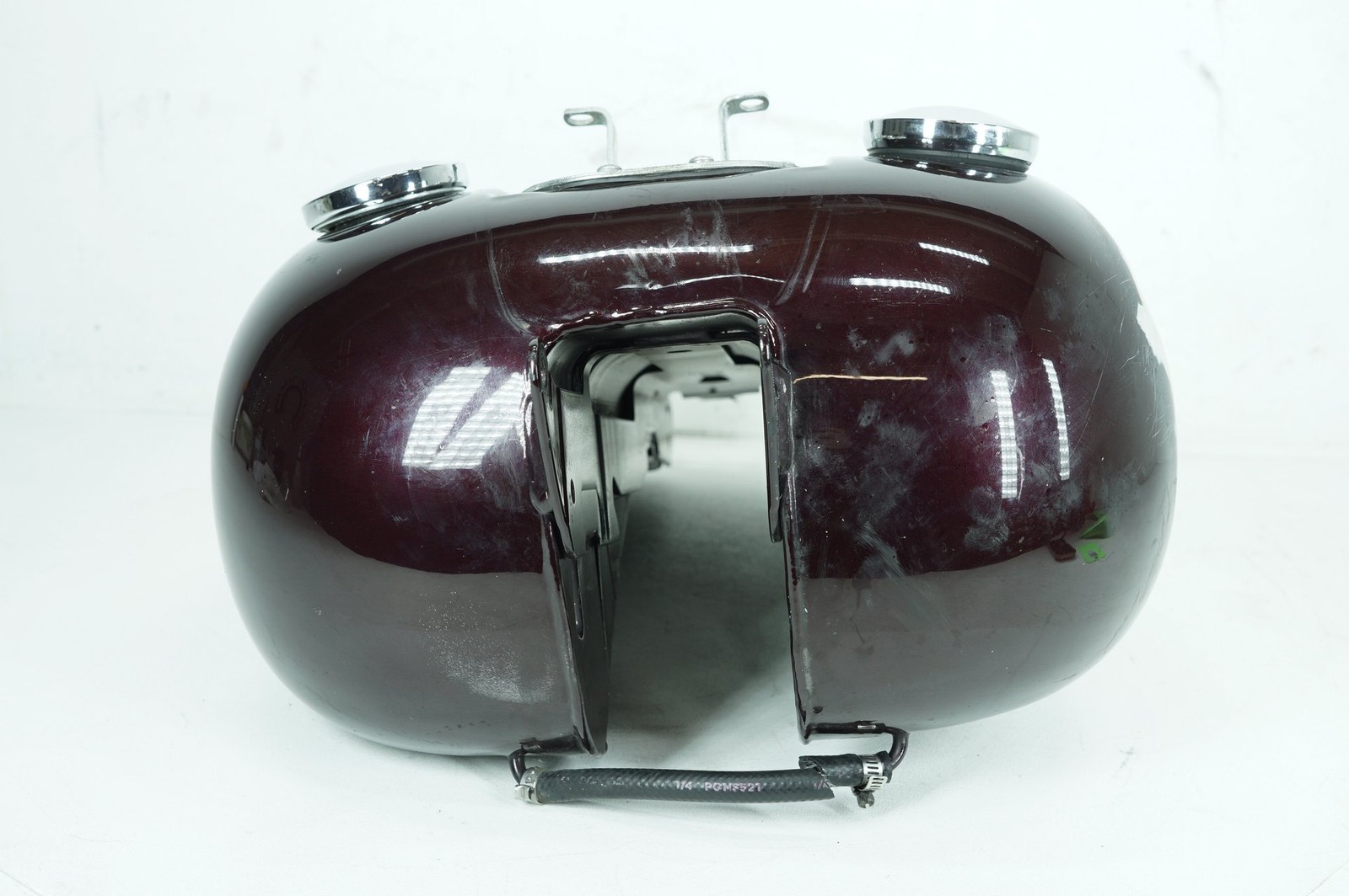 2006 Harley Dyna Street Bob OEM Gas Gasoline Fuel Tank Reservoir & Pump DENTED