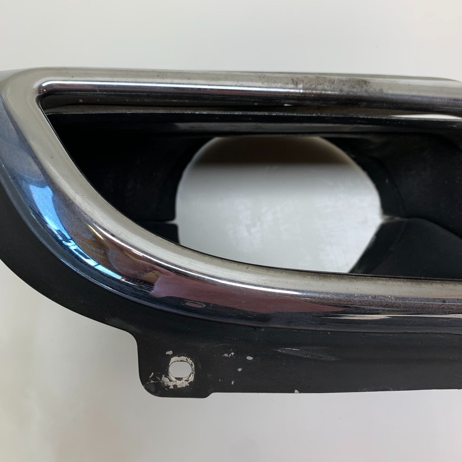 2014- 2016 Cadillac CTS Rear Right Side Exhaust Tip Bezel Sleeve 22753150 OEM