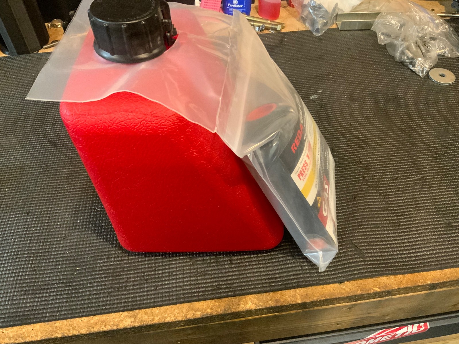 REDA Fuel Gas Can Single 1gal fit most Harley-Davidson Style Saddlebags RGC1001
