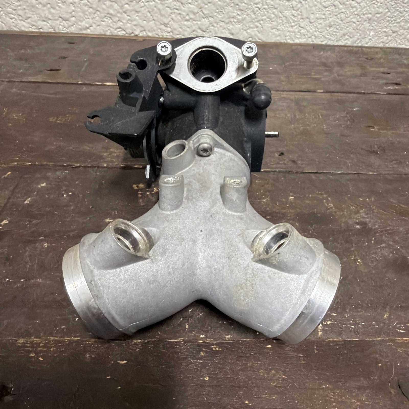 2001 – 2005 GENUINE HARLEY DAVIDSON TWIN CAM 88 THROTTLE BODY ASSEMBLY GOOD