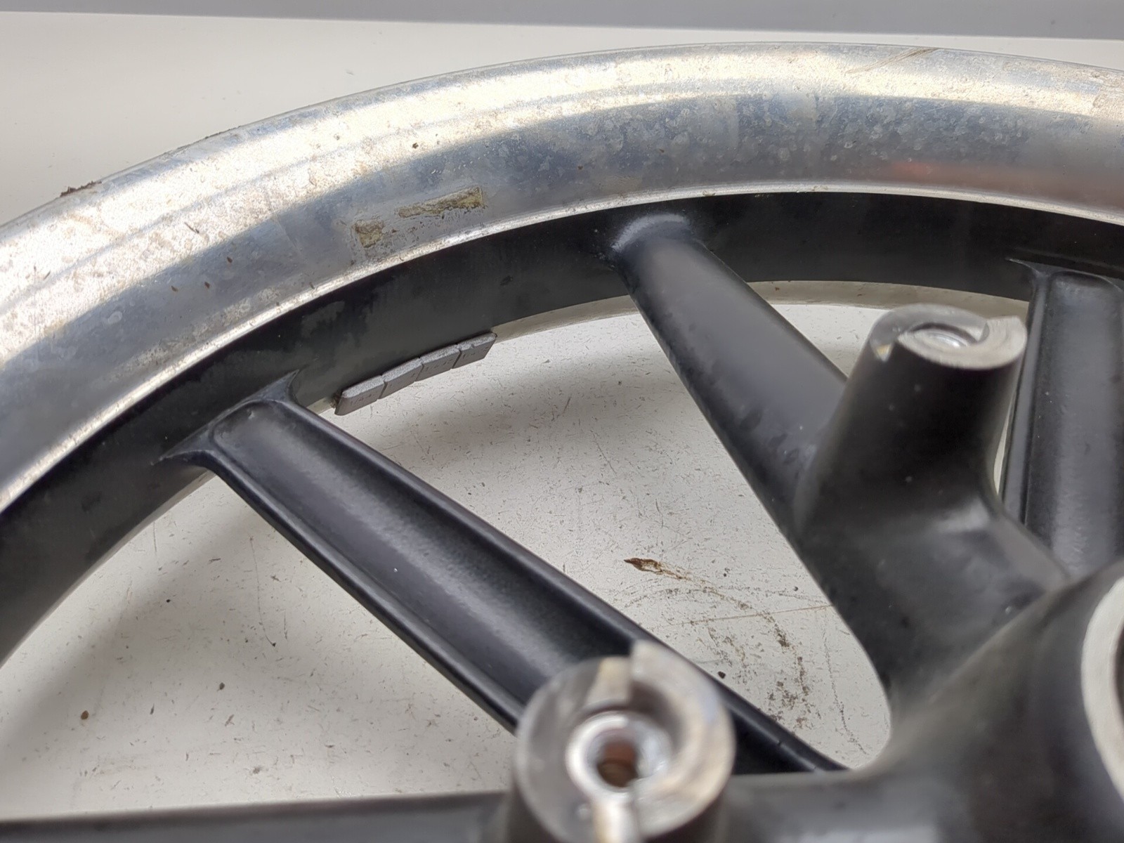 06-08 Harley Night Rod VRSCD Front Wheel Rim STRAIGHT 19X3.00
