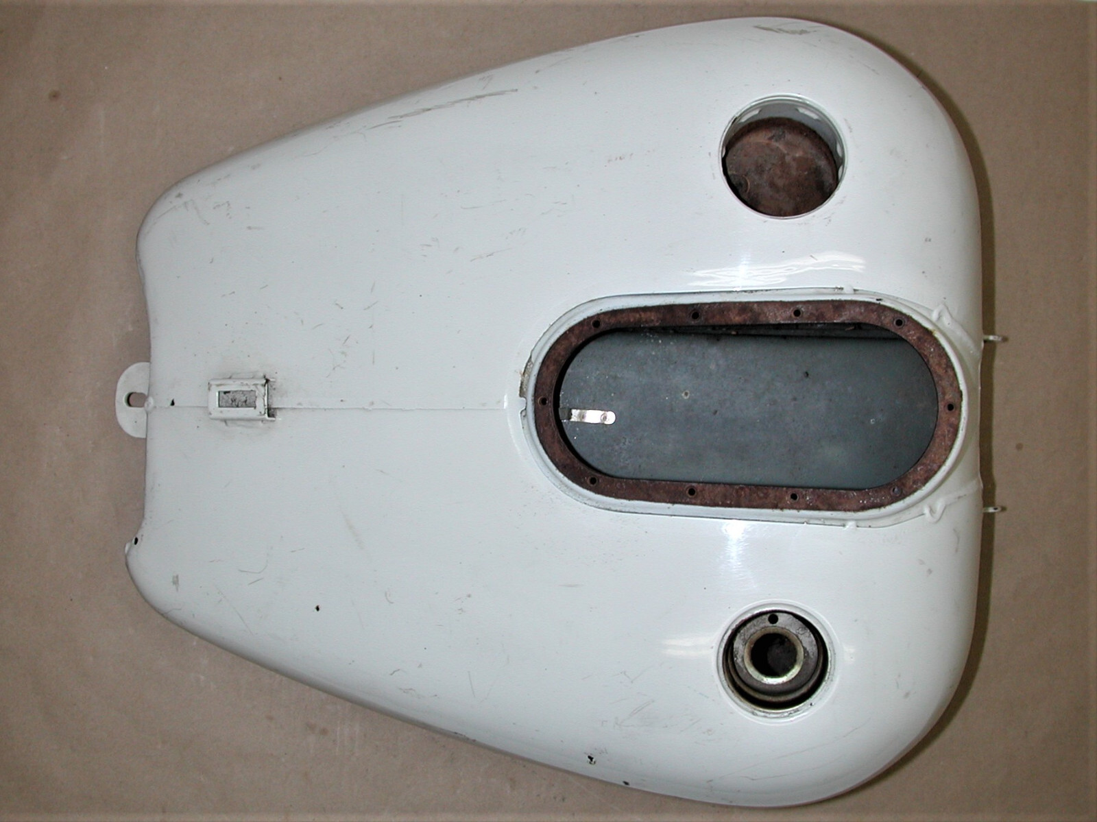 HARLEY DAVIDSON Road King FLHRI 2000-2003 OEM 61268-00Motorcycle Fuel Gas Tank