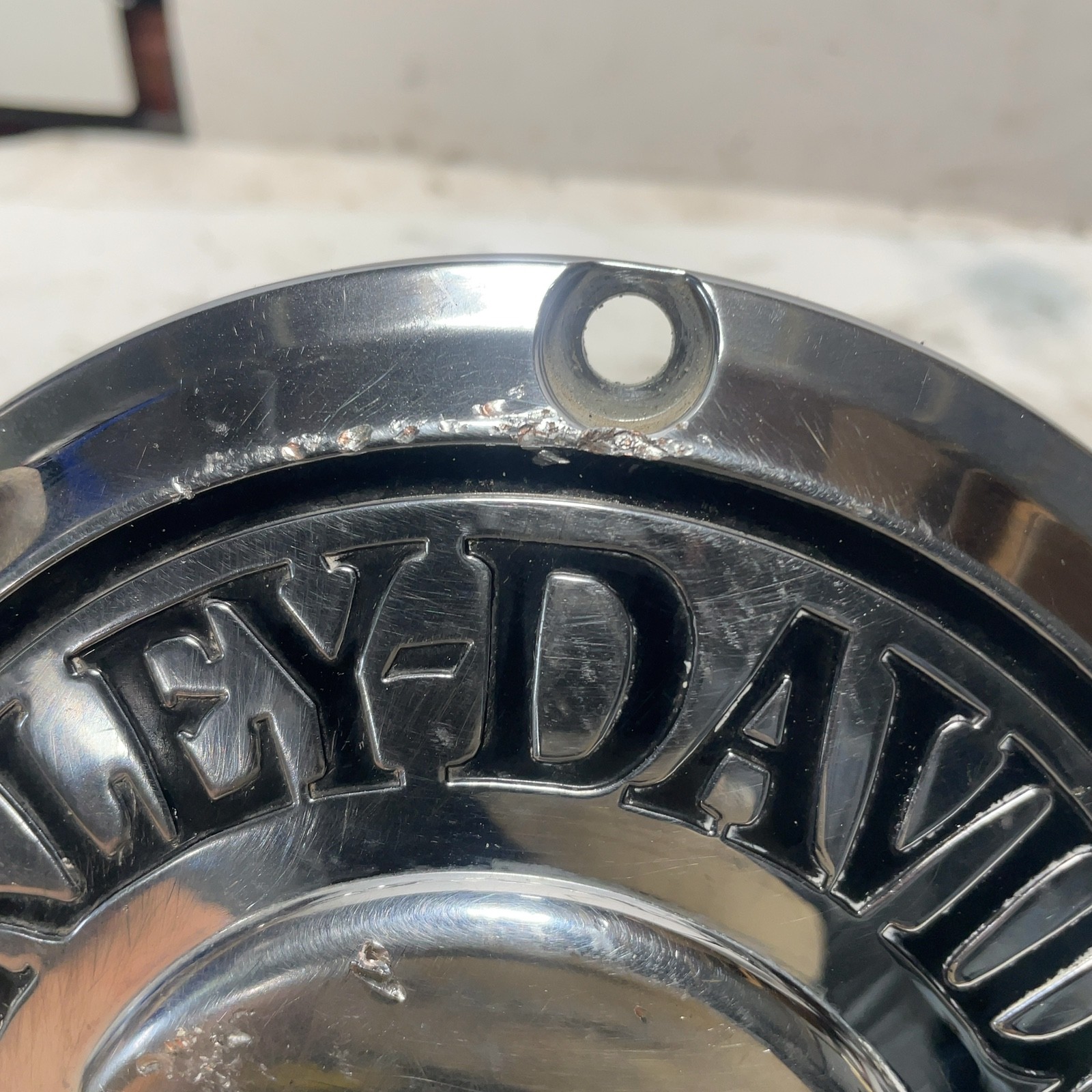 04-20 Harley Sportster XL 883 1200 OEM Chrome Willie G Derby Cover