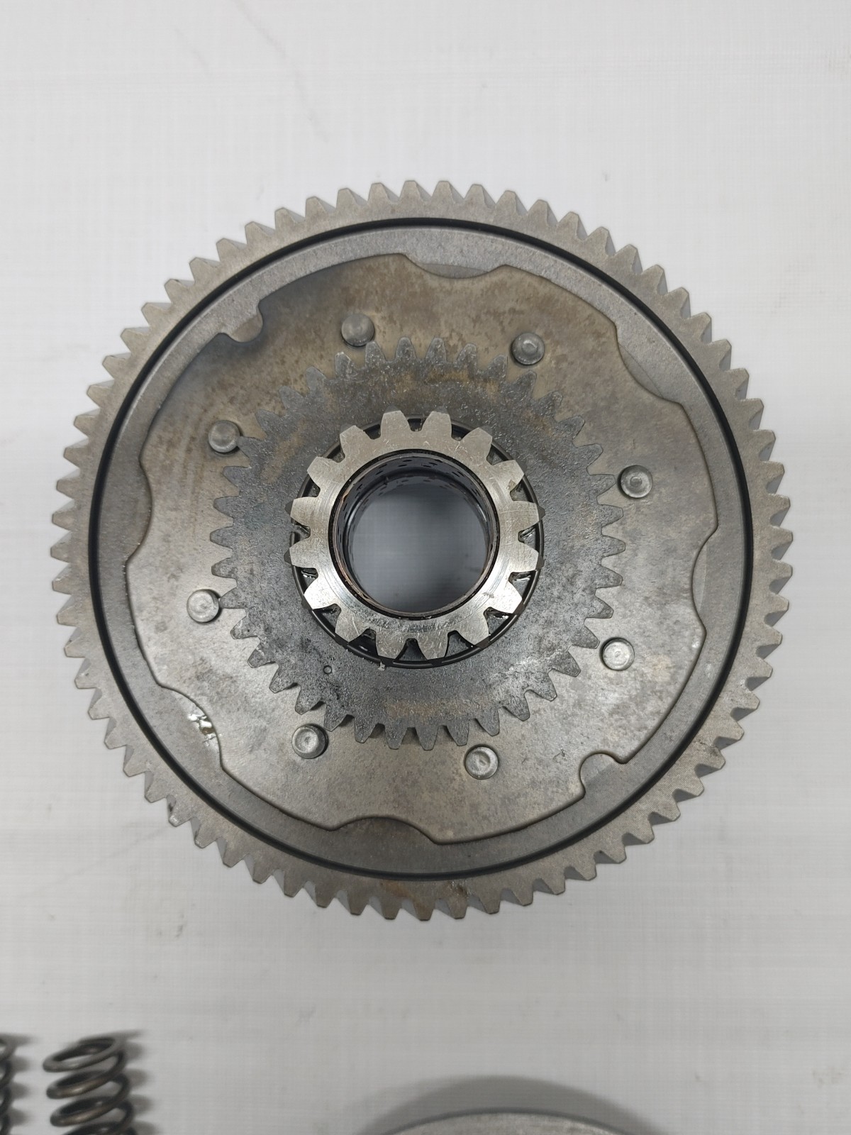 1999 Suzuki GZ250 Clutch Parts (As Shown) 21200-38201, 21411-38201, 21462-27A00