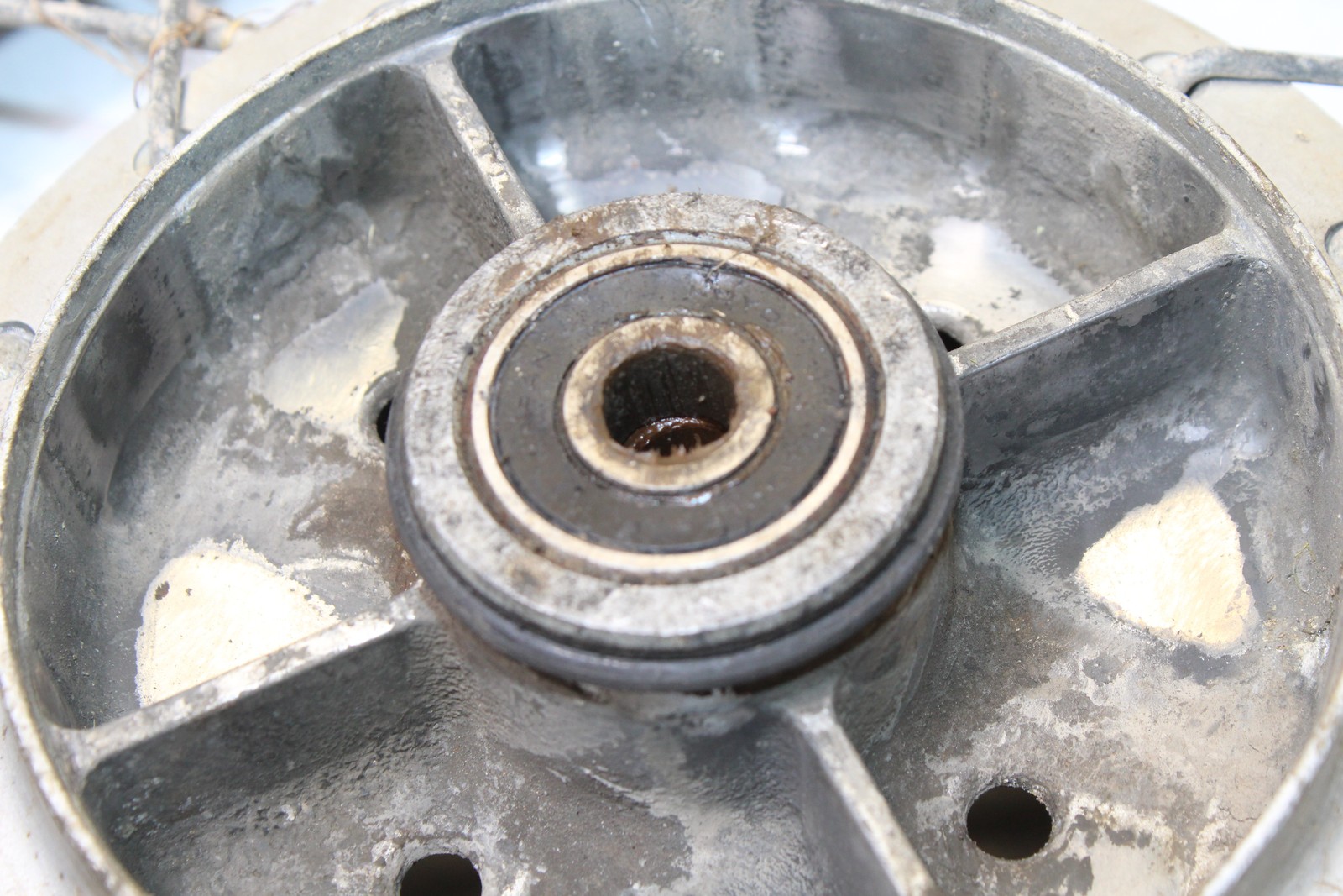 2005 Yamaha TTR90 Rear Wheel Rim W/ MMG 3.00-12 Tire Missing Spoke