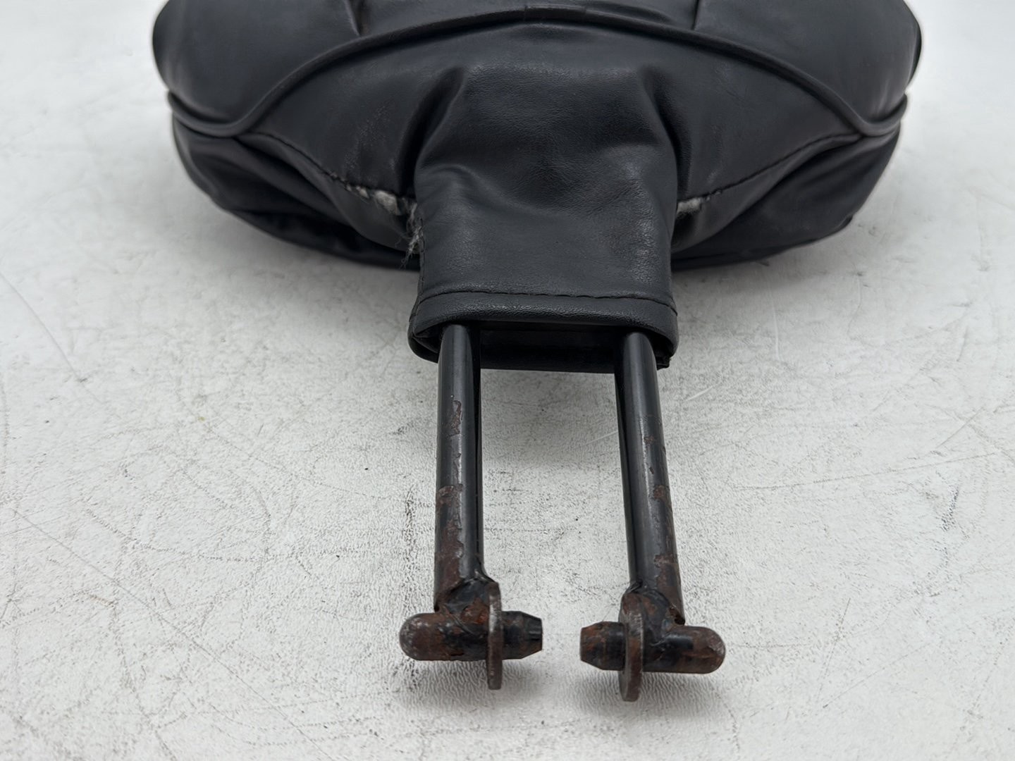 2000 Harley Electra Glide Ultra OEM Adjustable Rider Driver Backrest Pad