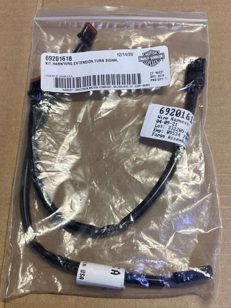 Harley OEM Tunn Signal Extension Wire Harness 12″ 2016-2017 Softail 69201618