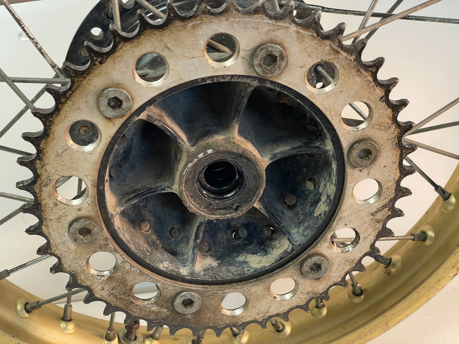 1981 1982 Yamaha IT465 Gold DID Rear Wheel 465 4V6 250 IT