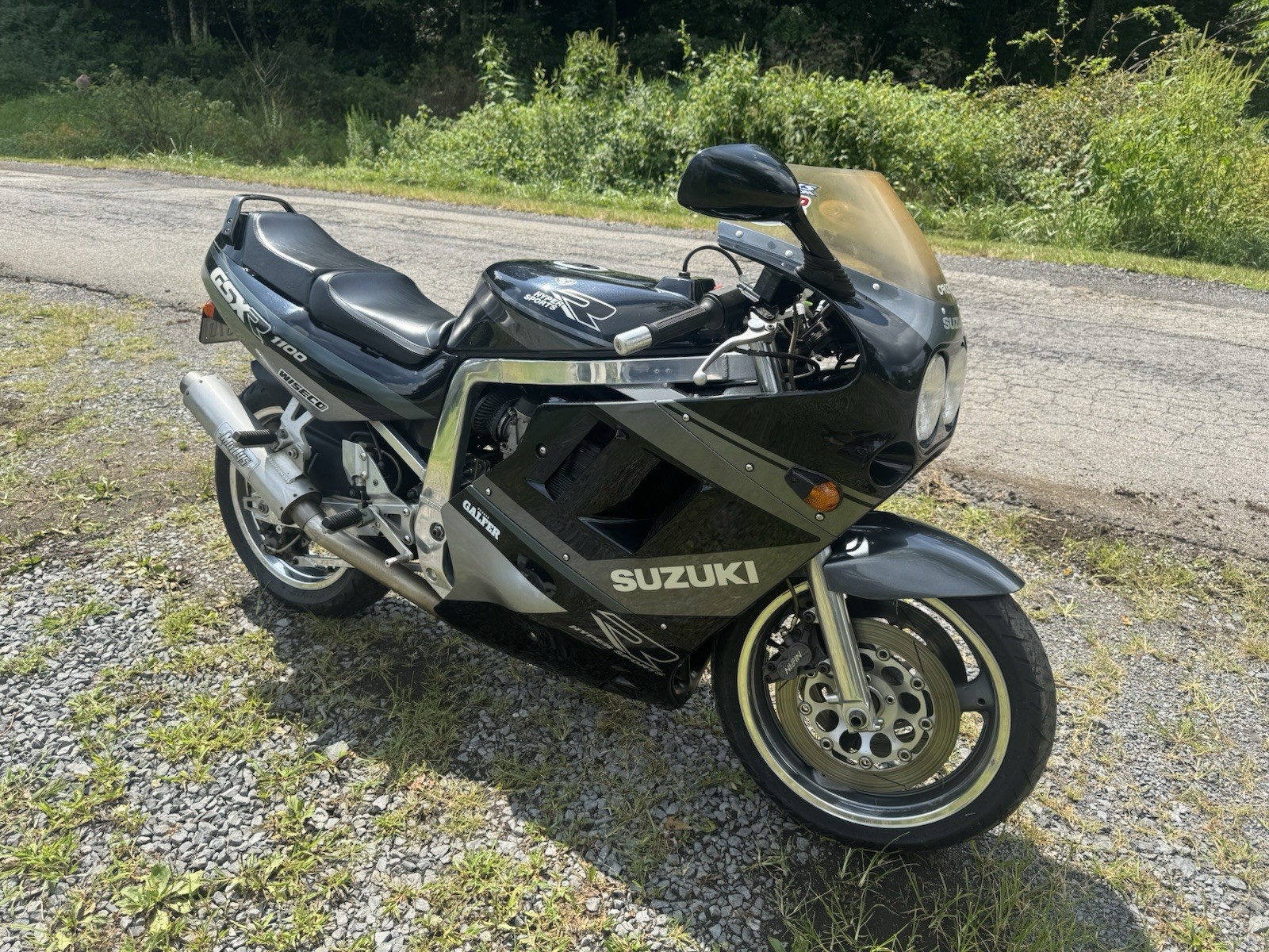 1989 Suzuki GSXR 1100 For Sale good shape as photos show