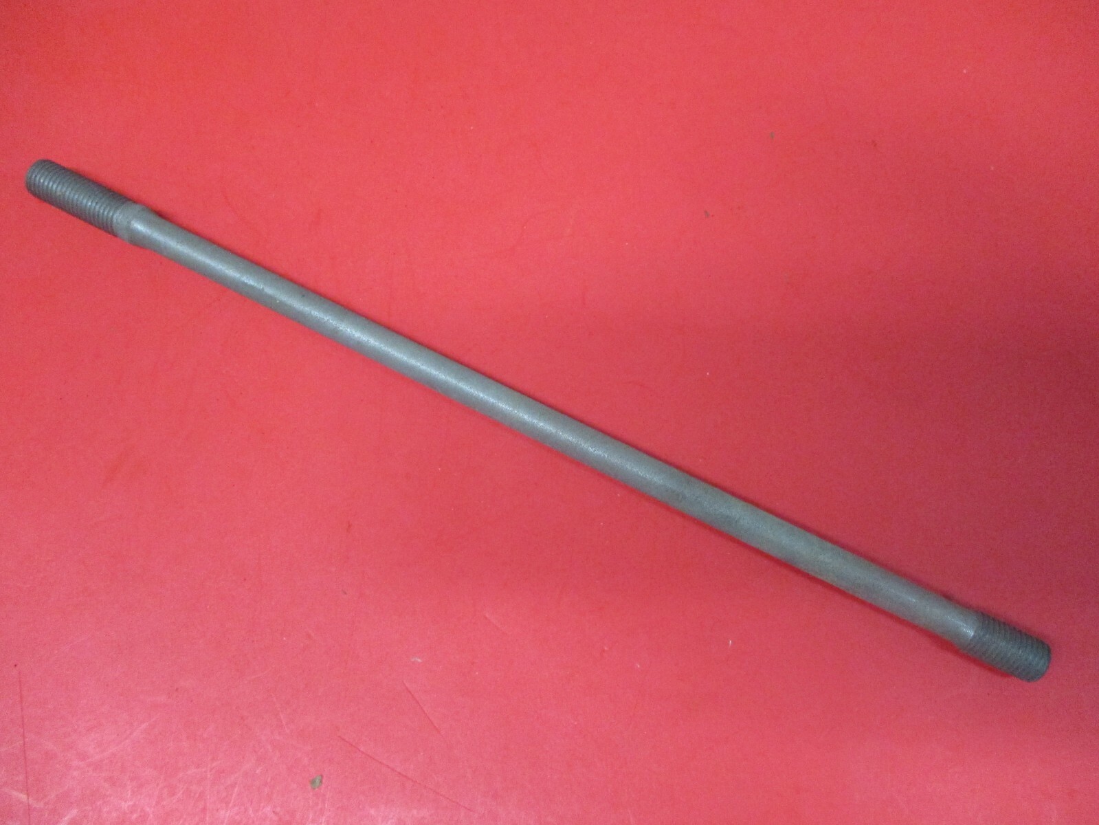 NOS NEW OEM ORIGINAL HONDA 1966 CB450 CYLINDER STUD 90031-283-000