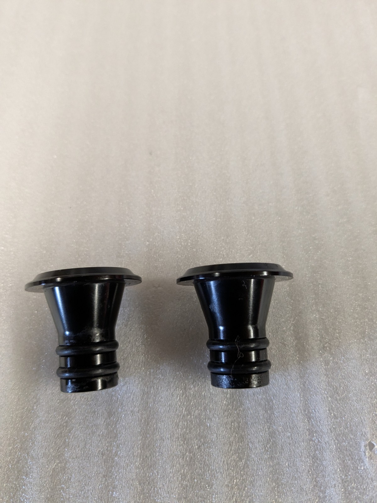 Triumph Bonneville Bobber & Black 2017-2020 RISER FINISHERS PAIR P/N A9630228